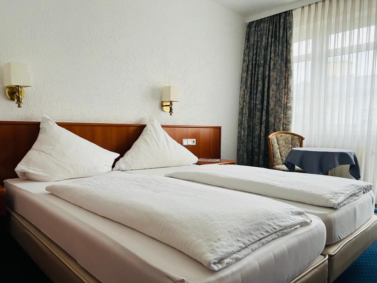 Hotel Weller Kahl Am Main Kültér fotó